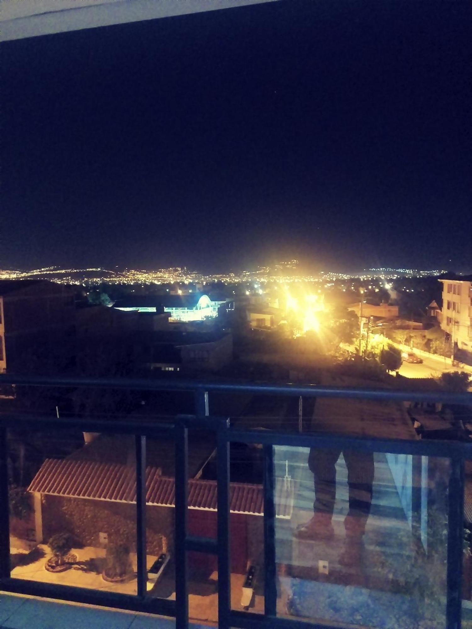 הוסטל קוצ'במבה Casa Qura Qura מראה חיצוני תמונה